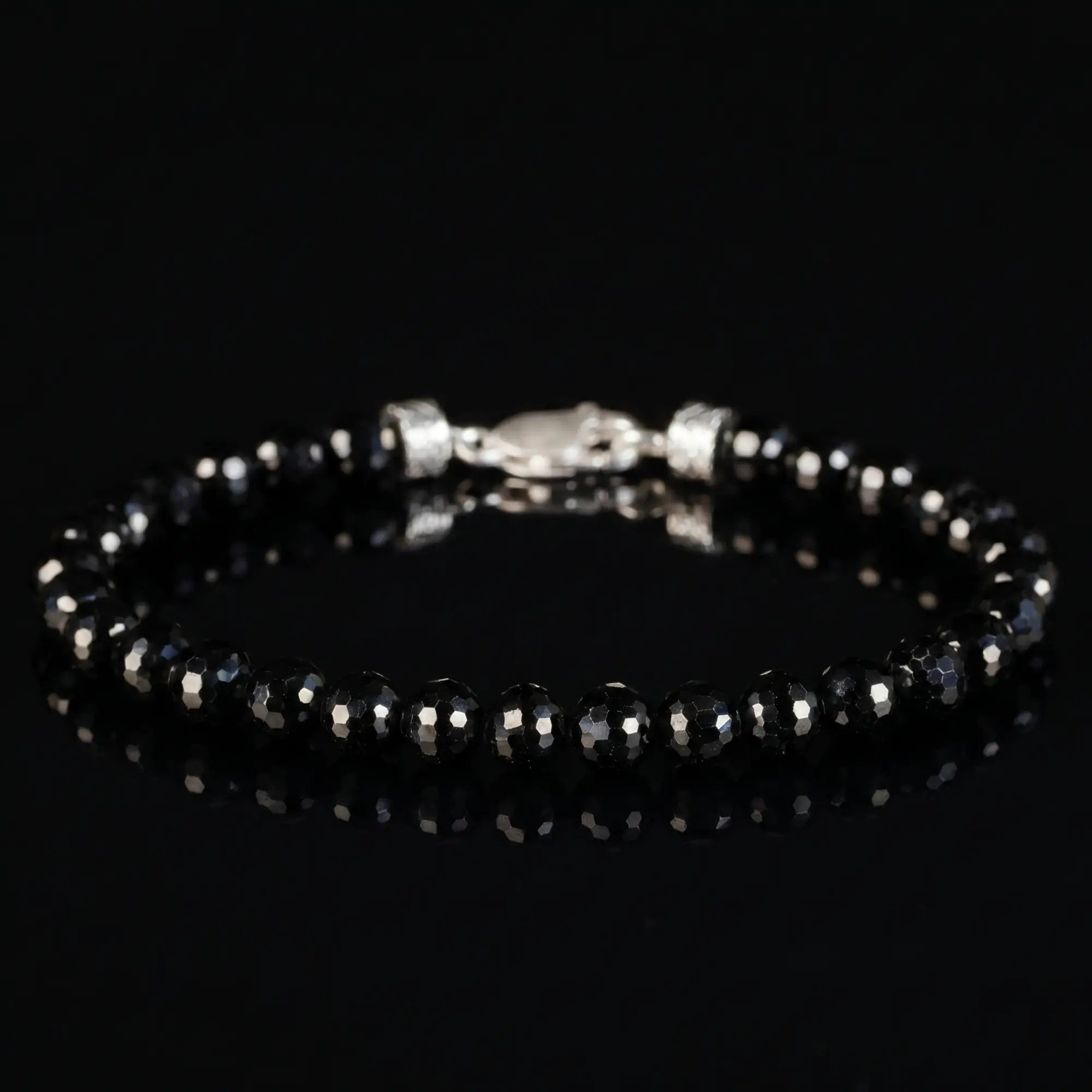 BLACK SPINEL BRACELET II (6MM)