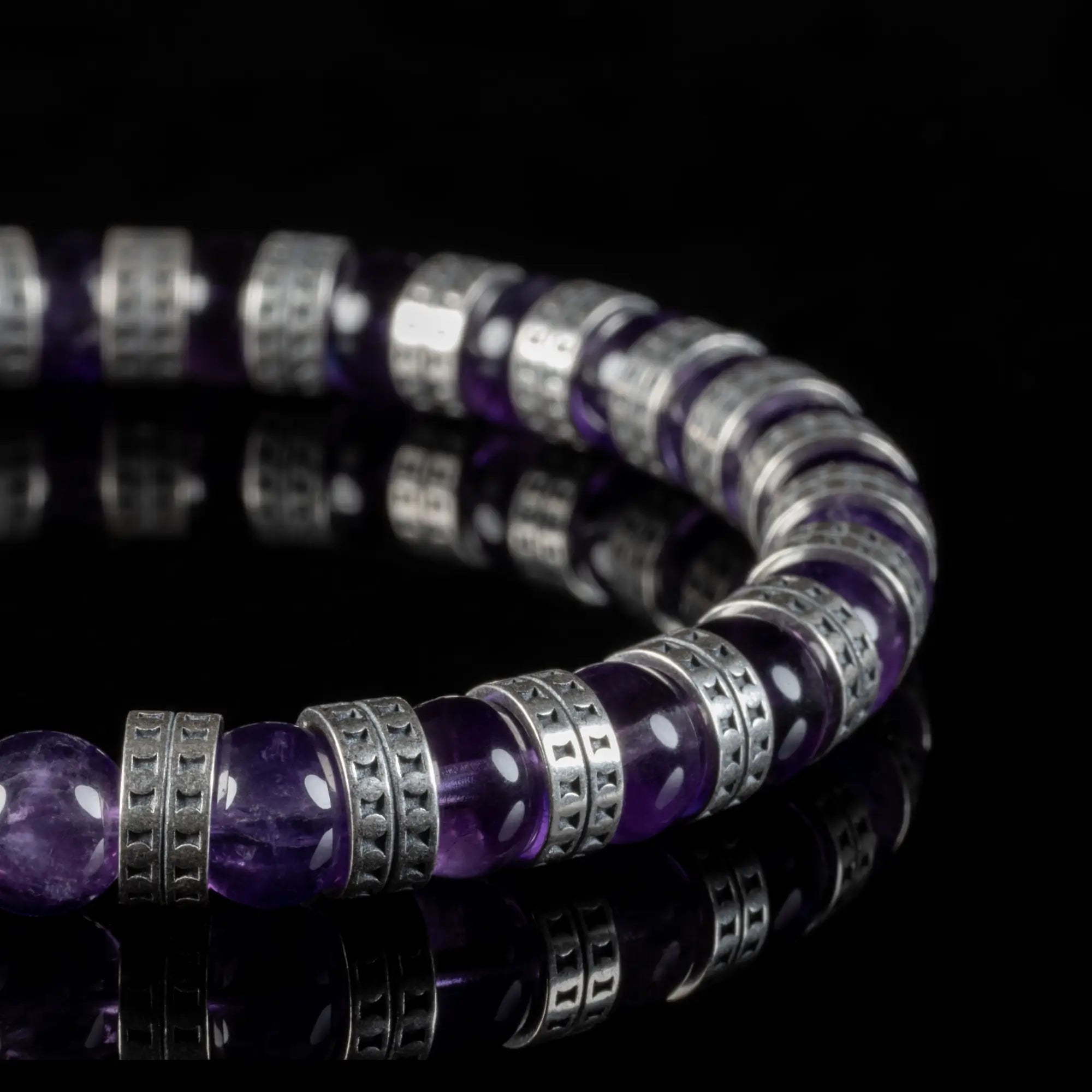 ARMORED AMETHYST BRACELET VIII (6MM)