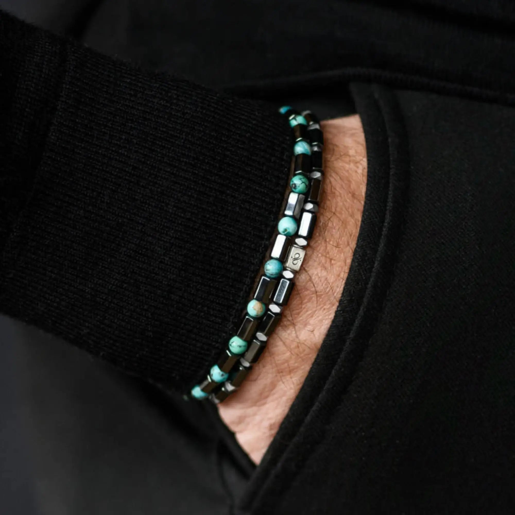 TURQUOISE HEXAGON BRACELET IX (4MM)