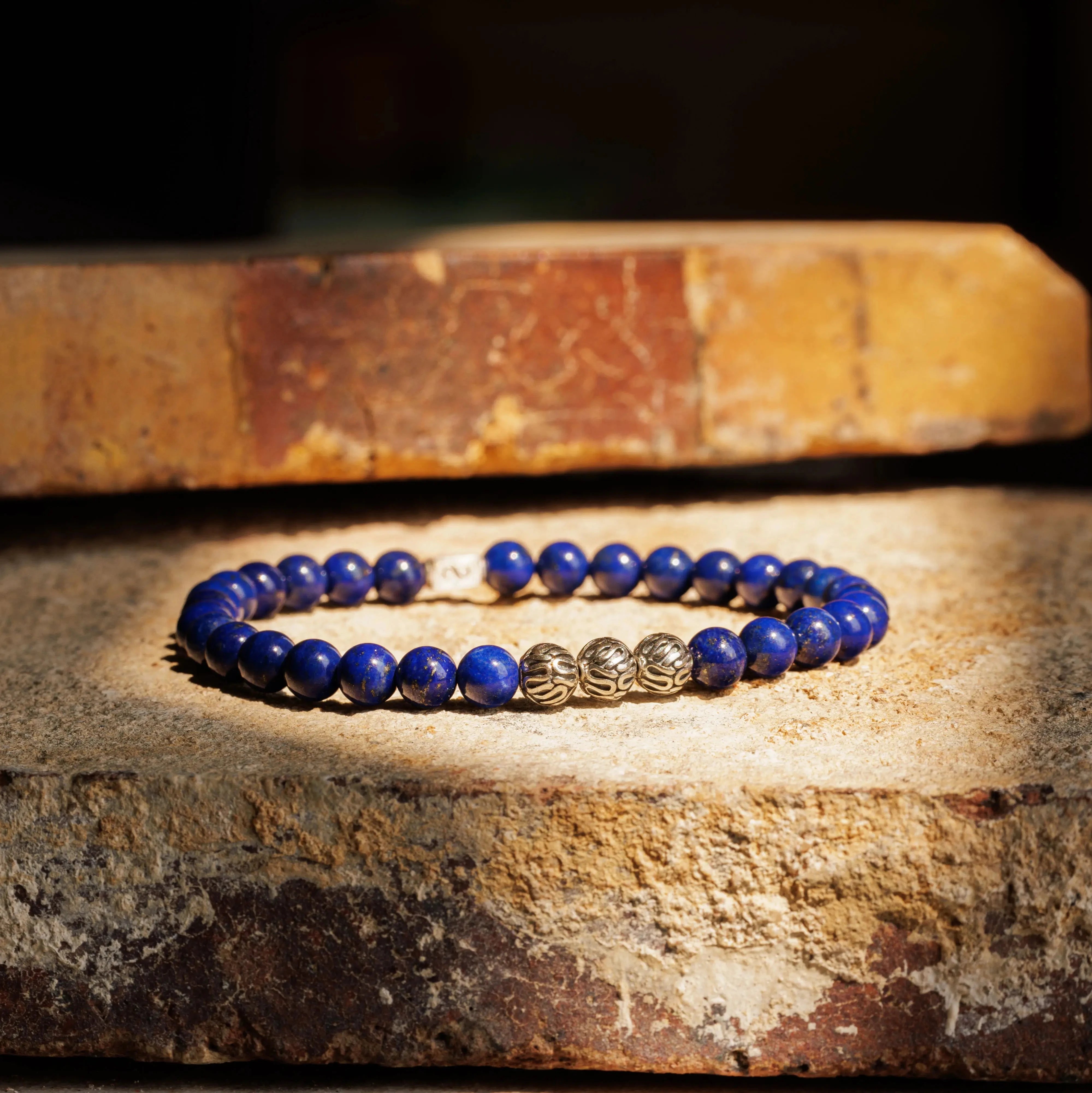 LAPIS LAZULI BRACELET VII (6MM)