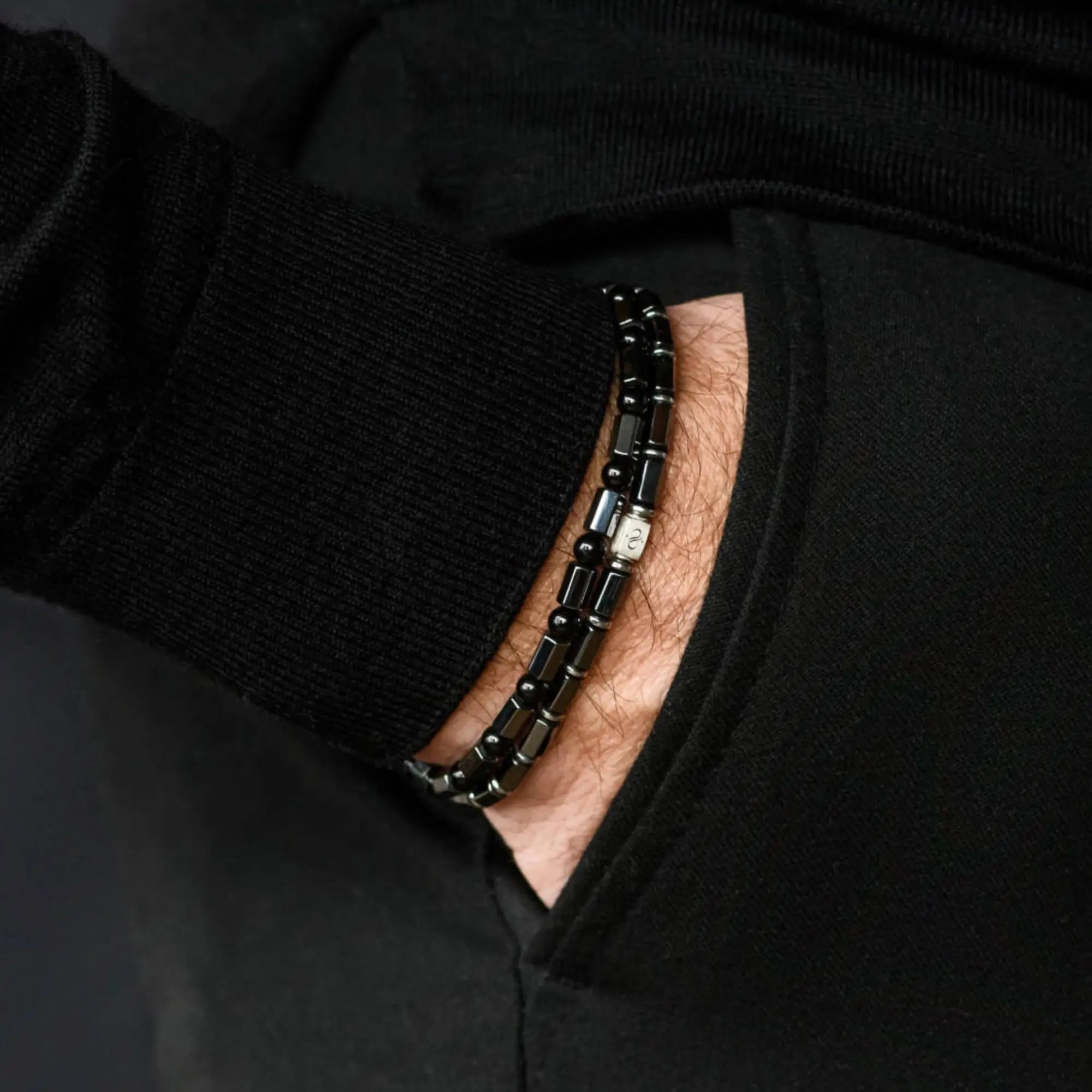 BLACK TOURMALINE HEXAGON BRACELET V (4MM)