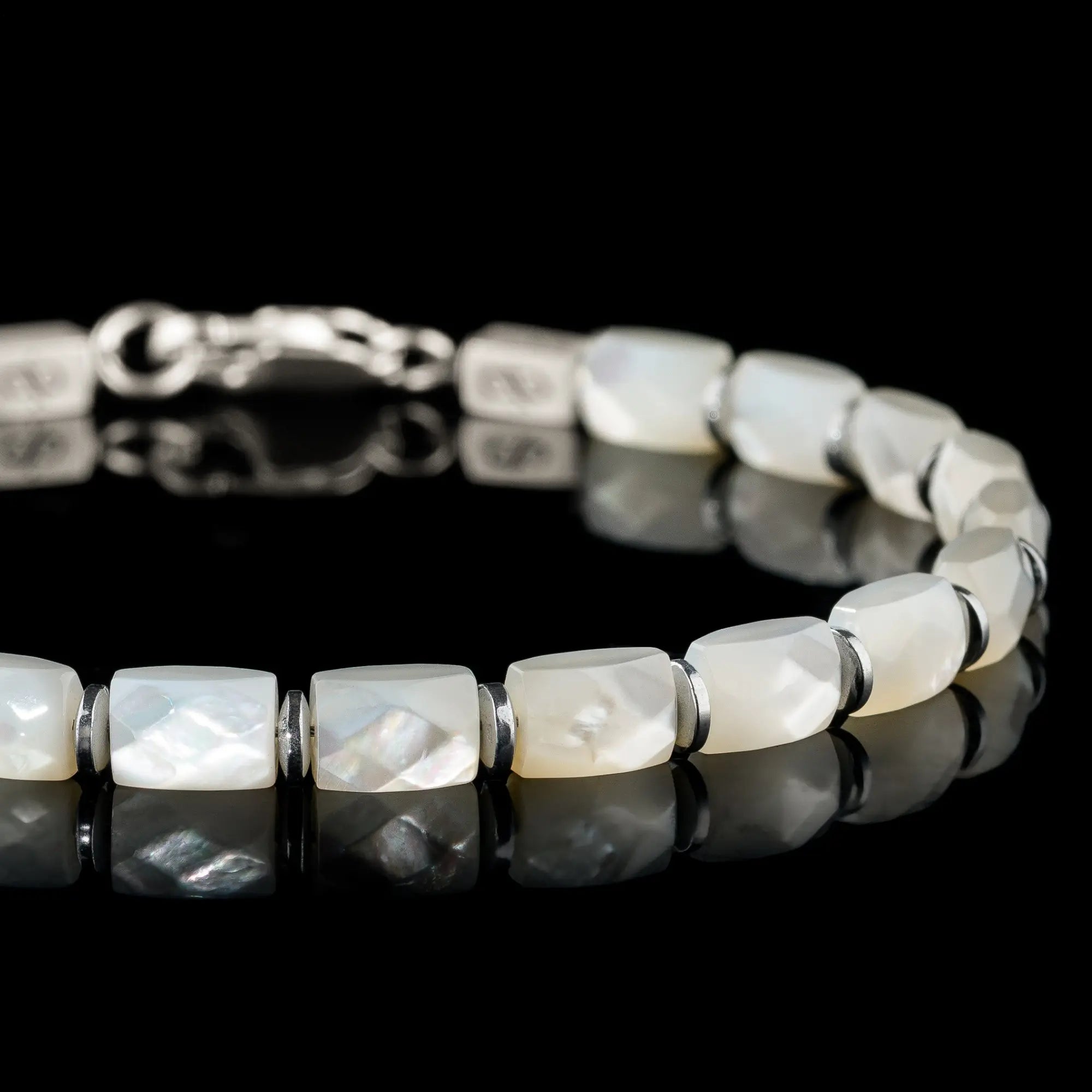 SILVER LIP OYSTER BRACELET II (7X5MM)