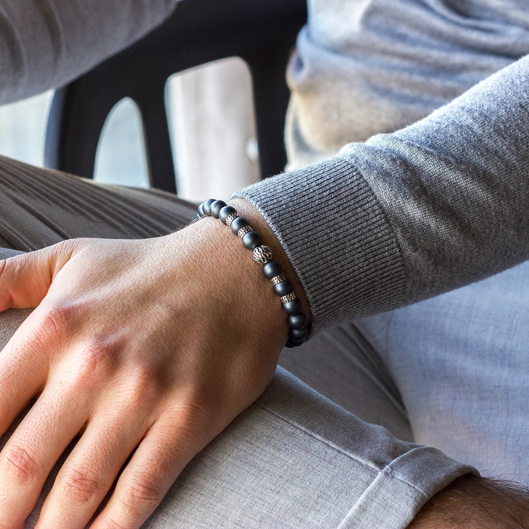 MATTE HEMATITE BRACELET I (8MM)