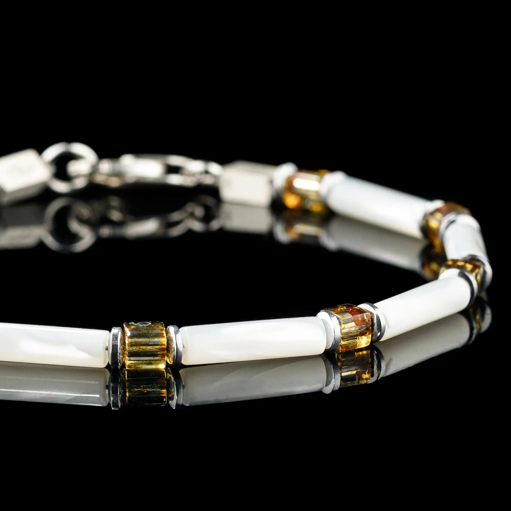 MOTHER OF PEARL BRACELET III (4MM)