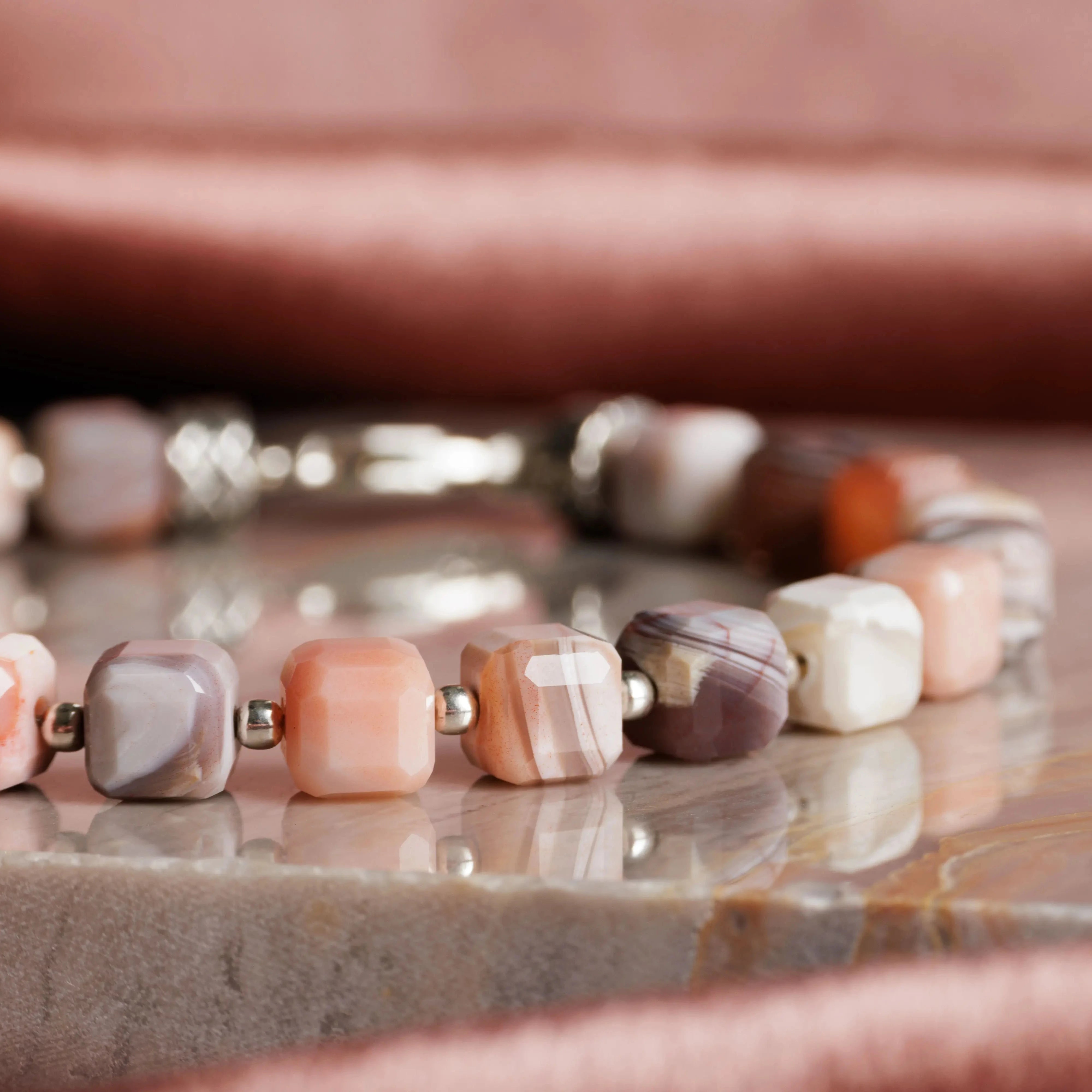 PINK BOTSWANA AGATE BRACELET I (6MM)