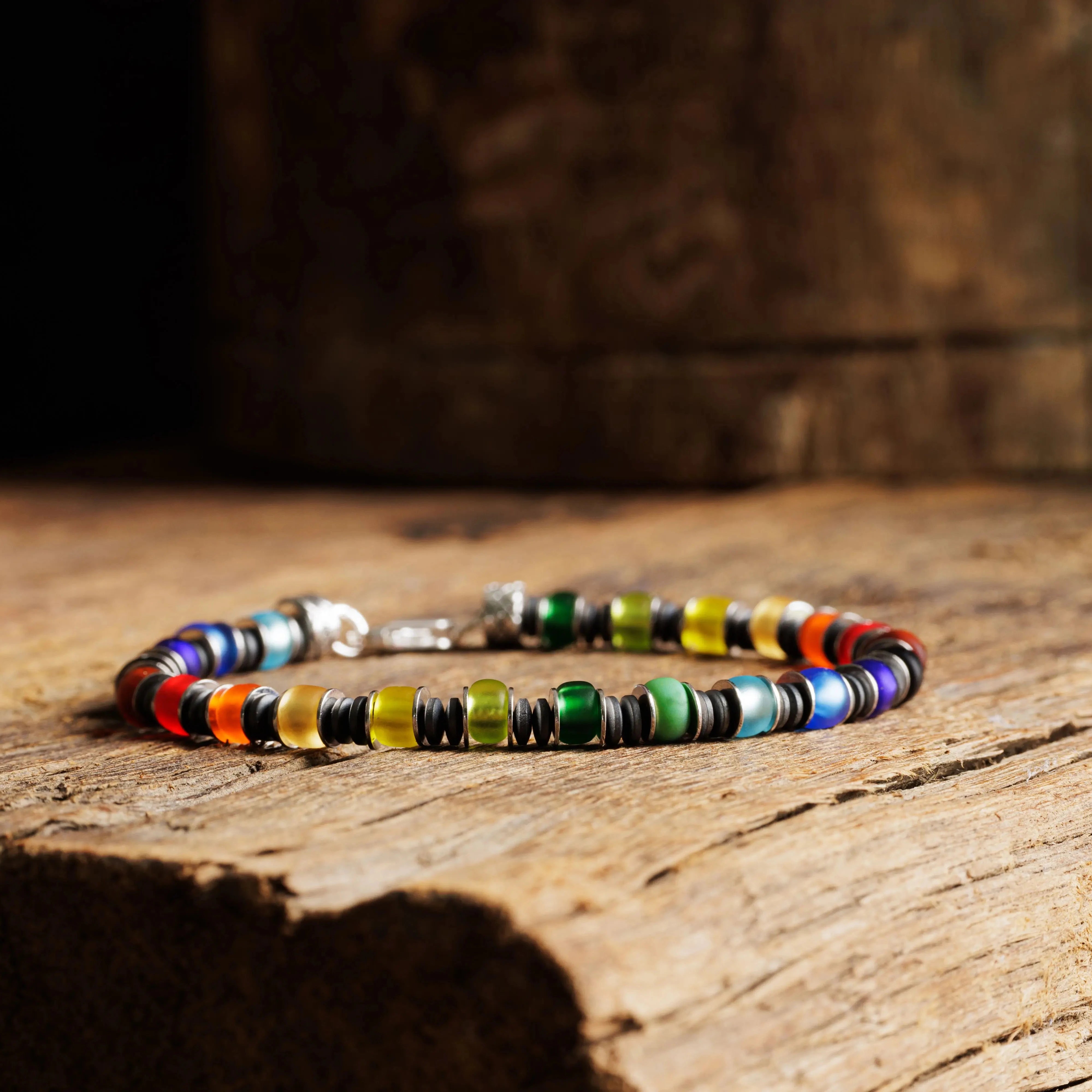 MULTICOLOR SILVER & HEMATITE BRACELET II (6MM)