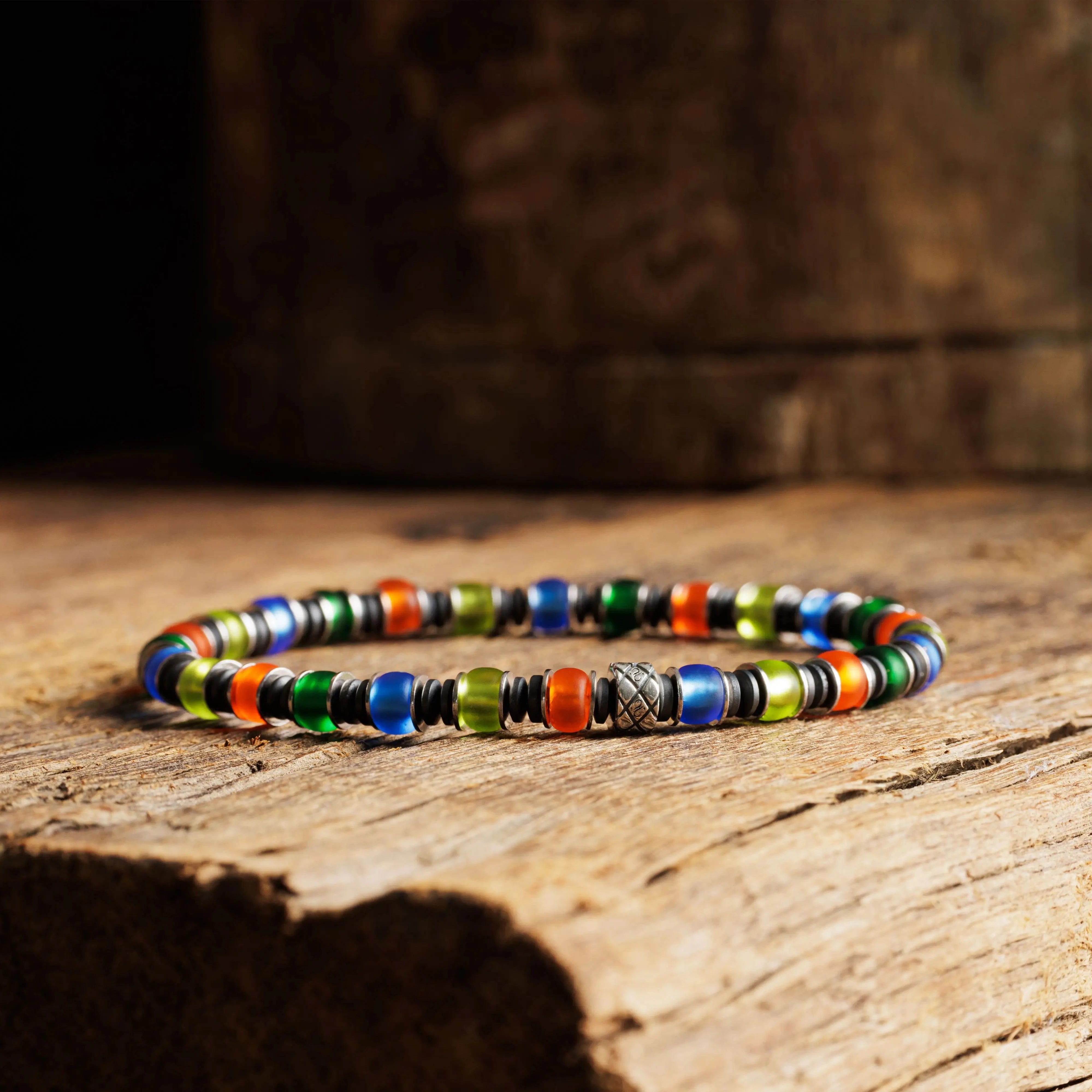 MULTICOLOR SILVER & HEMATITE BRACELET V (6MM)